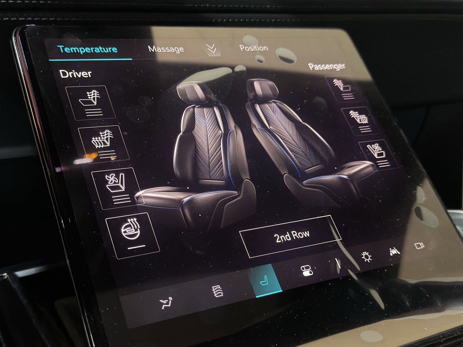 New 2025 Cadillac Escalade IQ Luxury 2 image 39