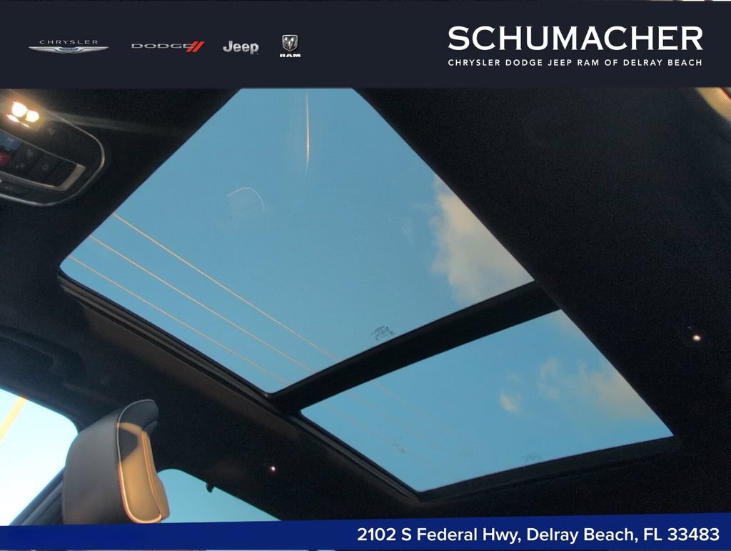 New 2025 Jeep Grand Cherokee Summit AWD/4WD image 10