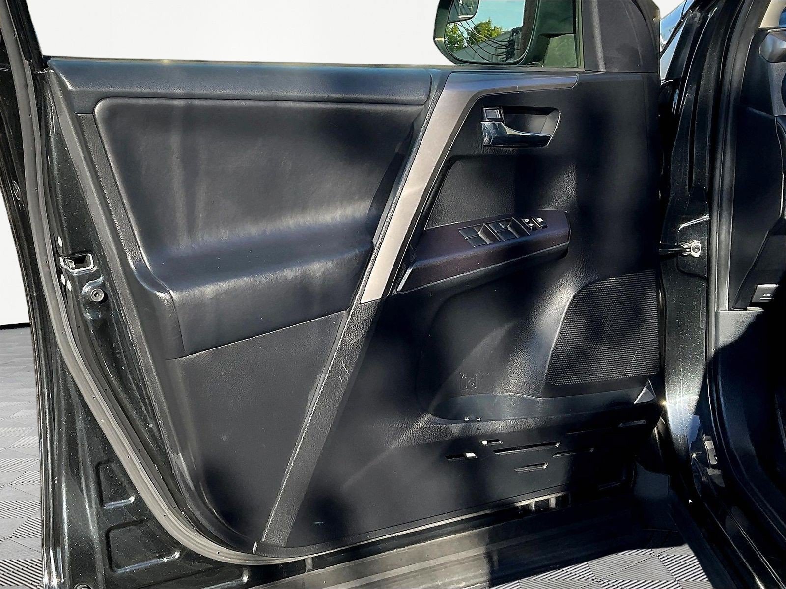 Used 2017 Toyota RAV4 XLE w/ All Weather Liner Package AWD/4WD image 19
