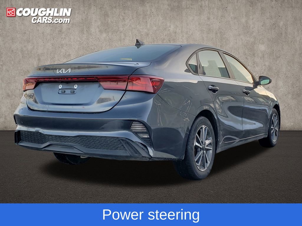 Used 2022 Kia Forte LXS image 9