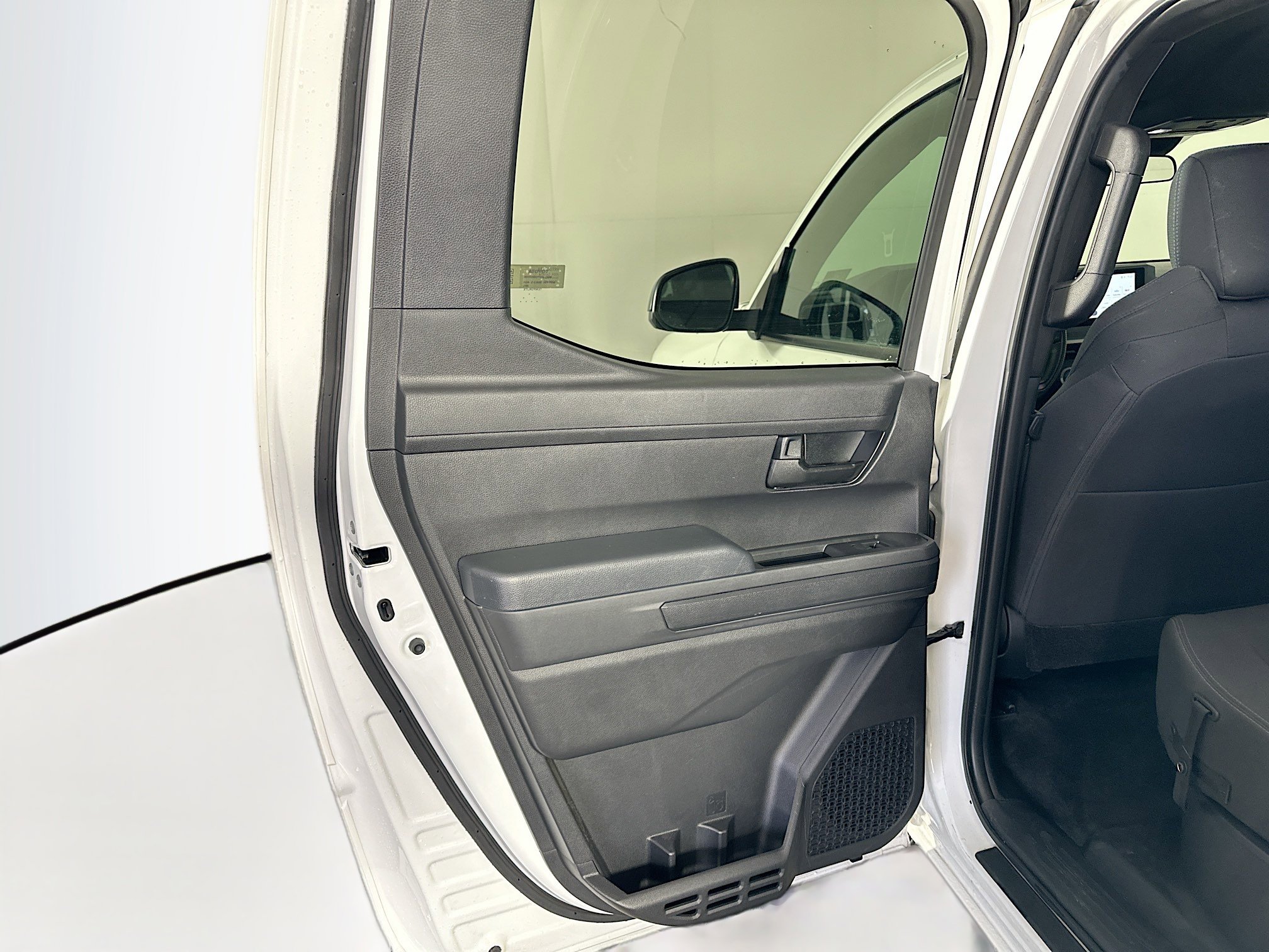 Used 2024 Toyota Tacoma SR image 25