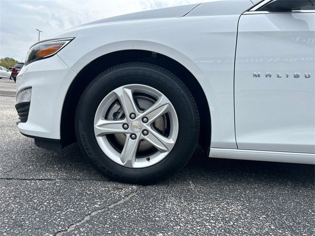 Certified 2023 Chevrolet Malibu LS w/ Driver Confidence Package image 10