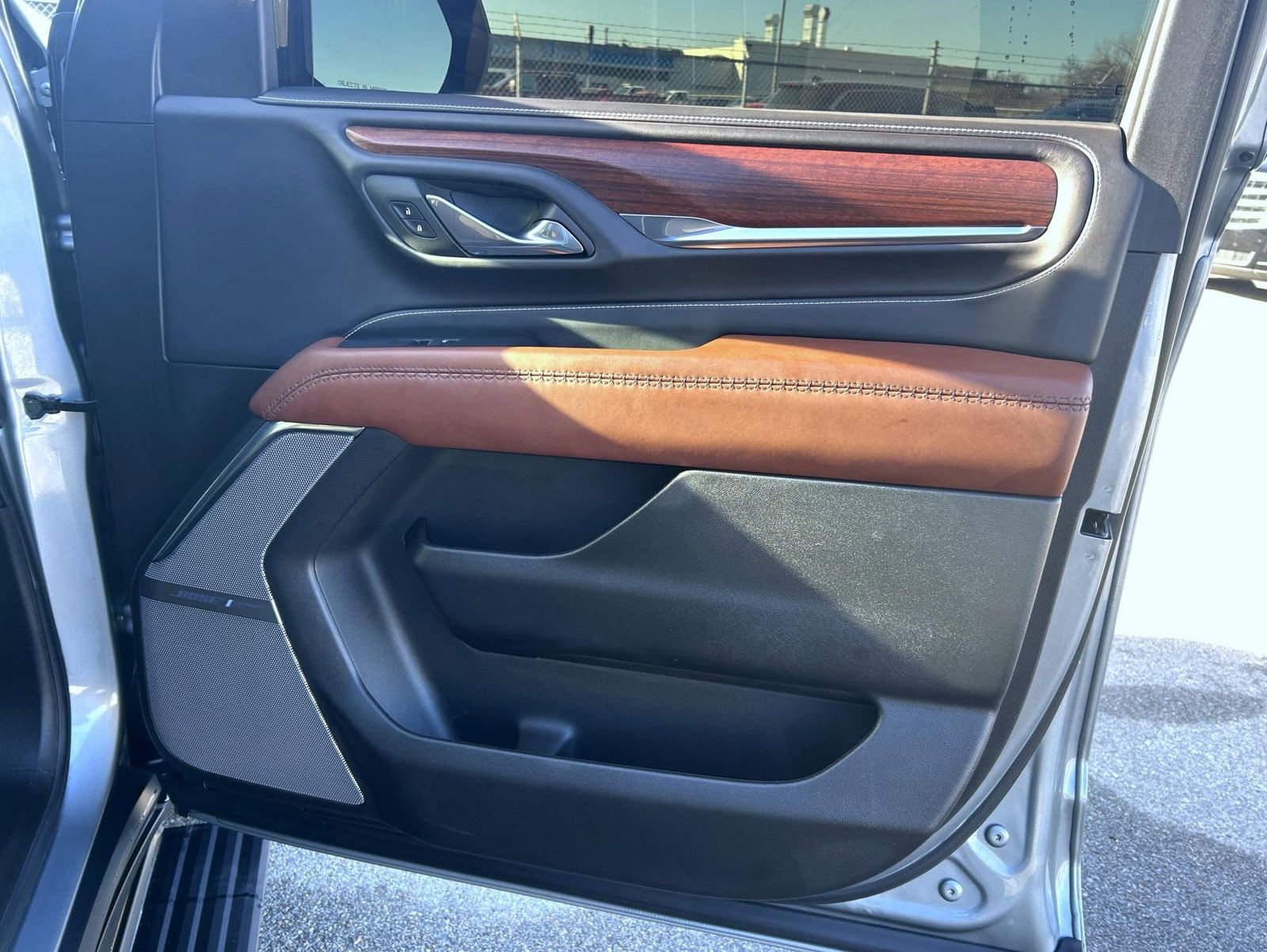 Used 2024 GMC Yukon XL Denali Ultimate image 15