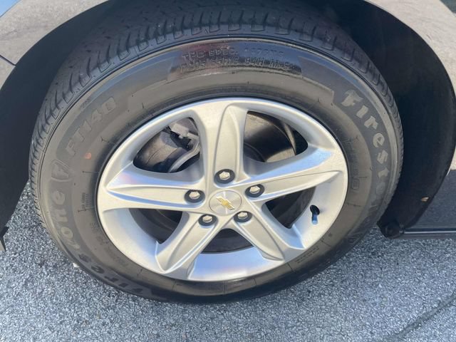 Used 2023 Chevrolet Malibu LS FWD image 11