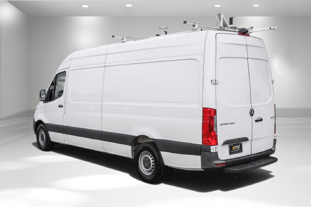 Used 2023 Mercedes-Benz Sprinter 2500 w/ Acoustic Package image 8