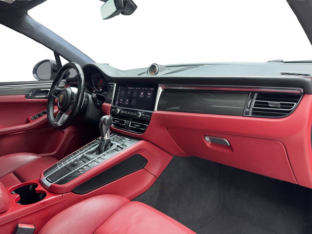 Used 2021 Porsche Macan Turbo image 41