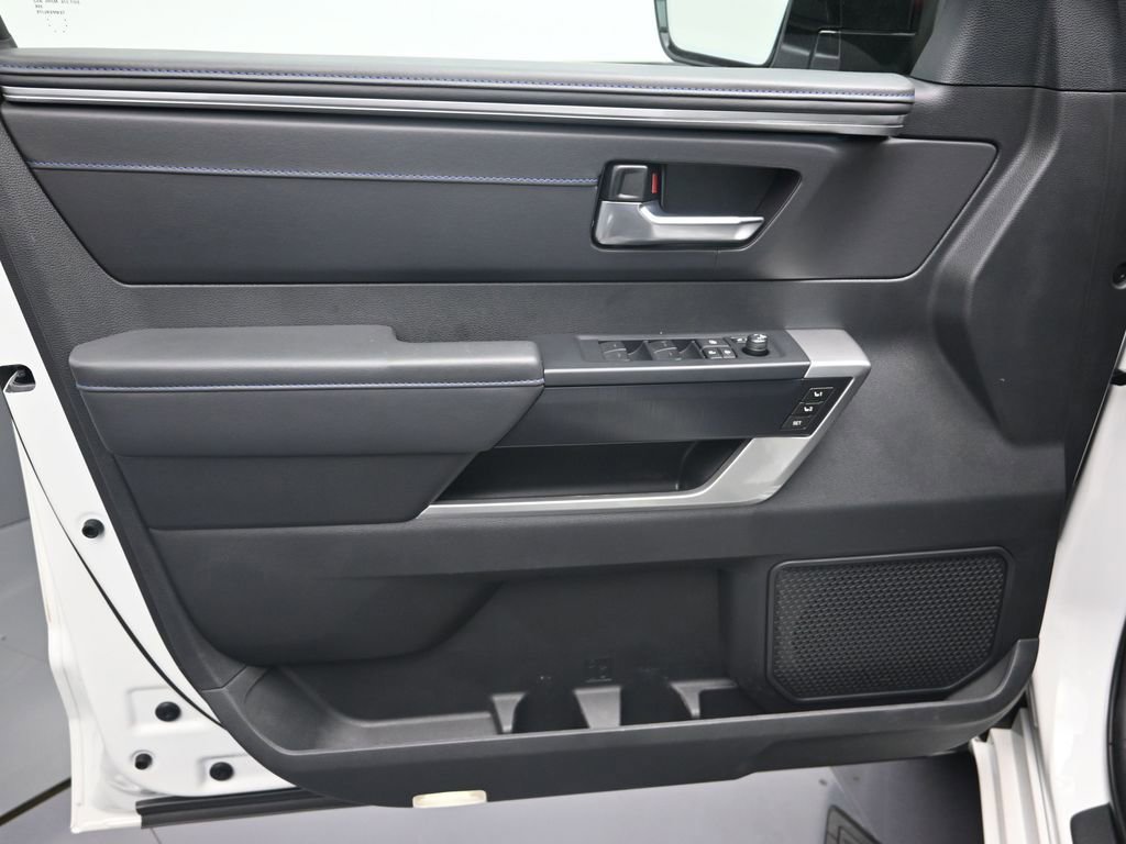 Used 2025 Toyota Tundra Platinum image 16