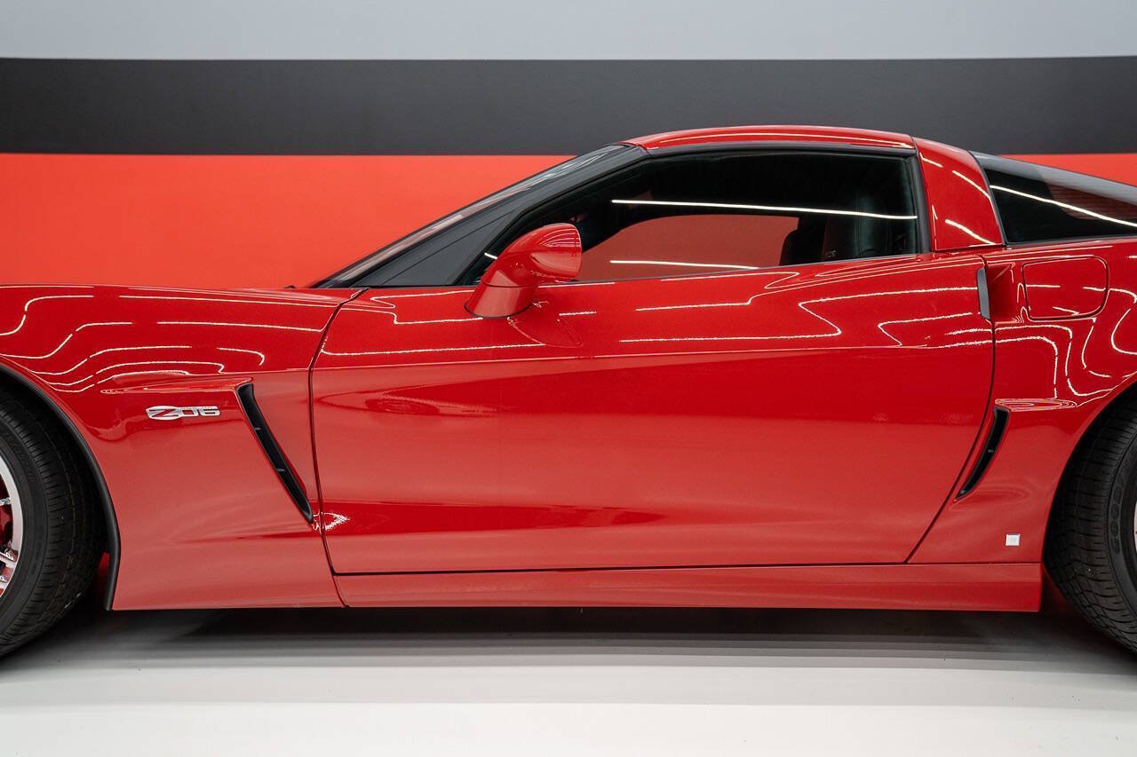 Used 2007 Chevrolet Corvette Z06 w/ Preferred Equipment Group RWD image 30