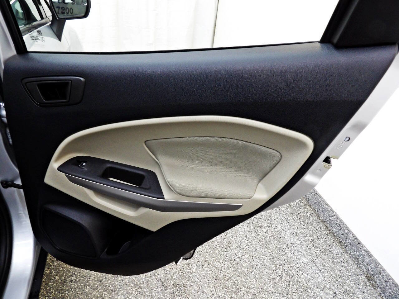 Used 2019 Ford EcoSport S image 12