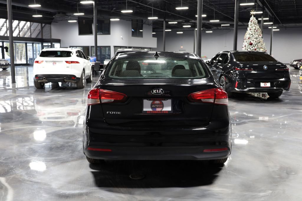 Used 2018 Kia Forte LX image 6