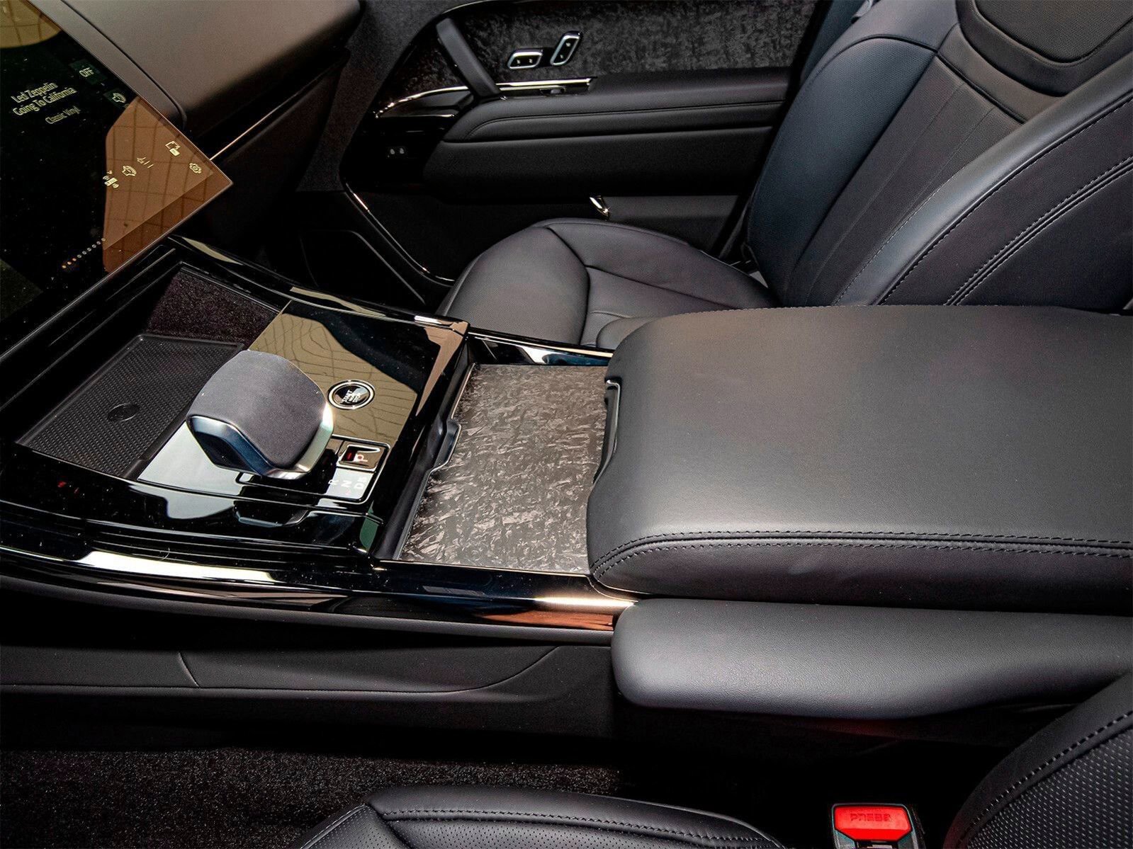 New 2025 Land Rover Range Rover Sport Dynamic SE image 29