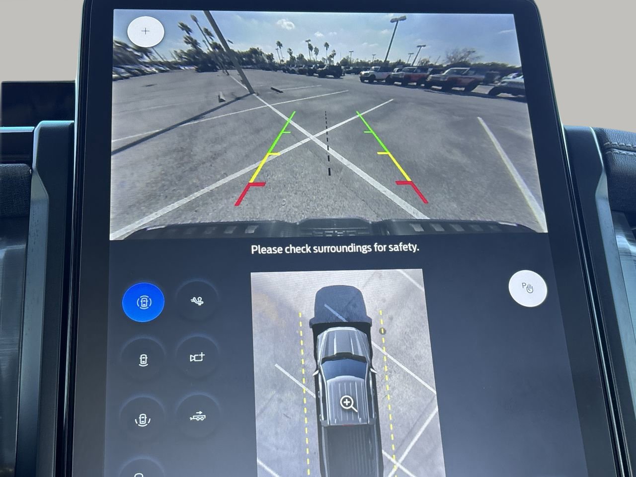 Used 2024 Ford F150 Lightning Flash image 21