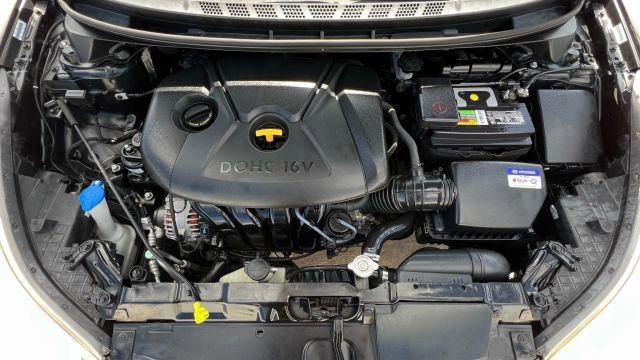 Used 2013 Hyundai Elantra image 45