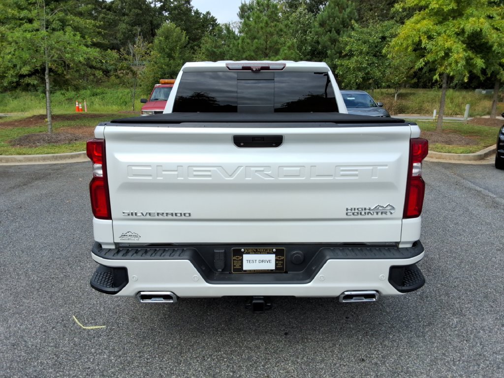 Certified 2020 Chevrolet Silverado 1500 High Country w/ Technology Package AWD/4WD image 6