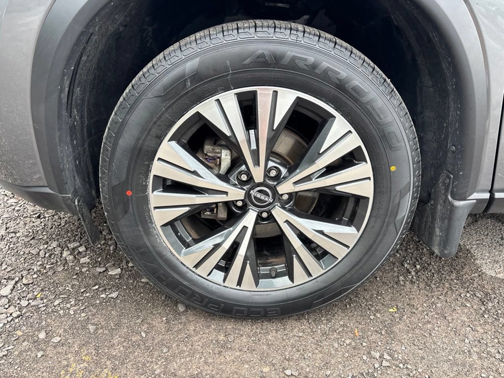 Certified 2023 Nissan Rogue SV w/ SV Premium B Package AWD/4WD image 11
