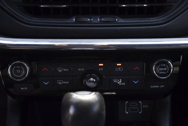 Used 2022 Jeep Compass High Altitude AWD/4WD image 13