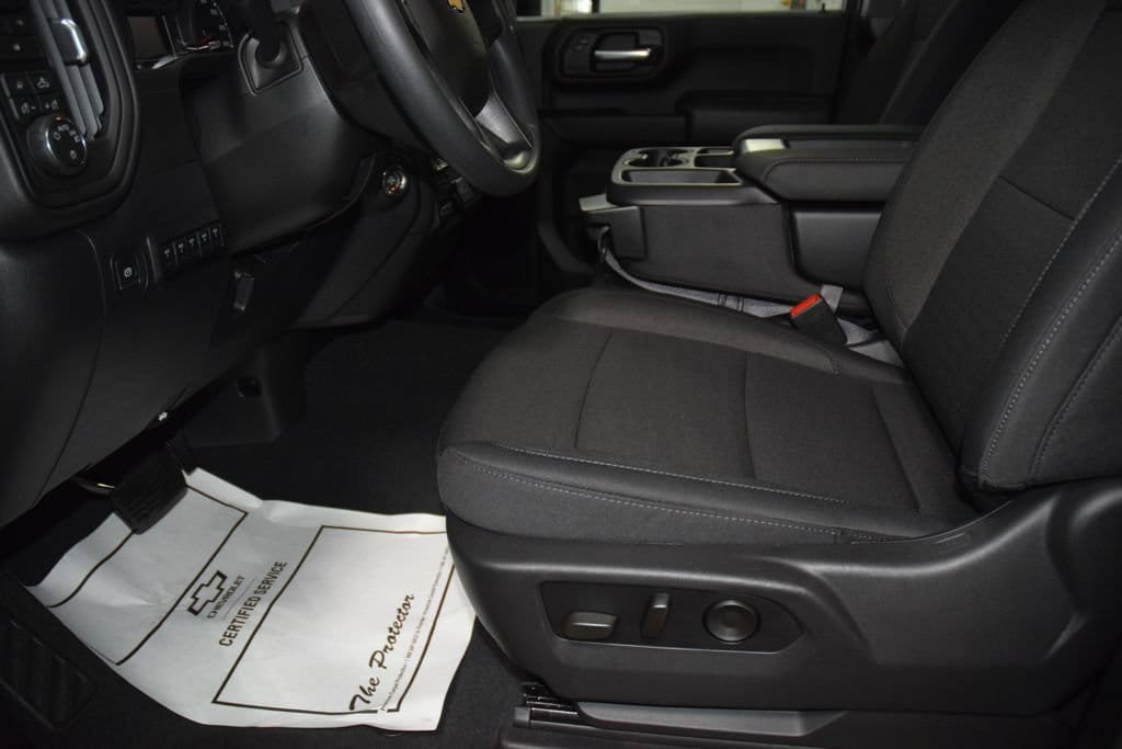 New 2026 Chevrolet Silverado 2500 Custom w/ Custom Value Package AWD/4WD image 41