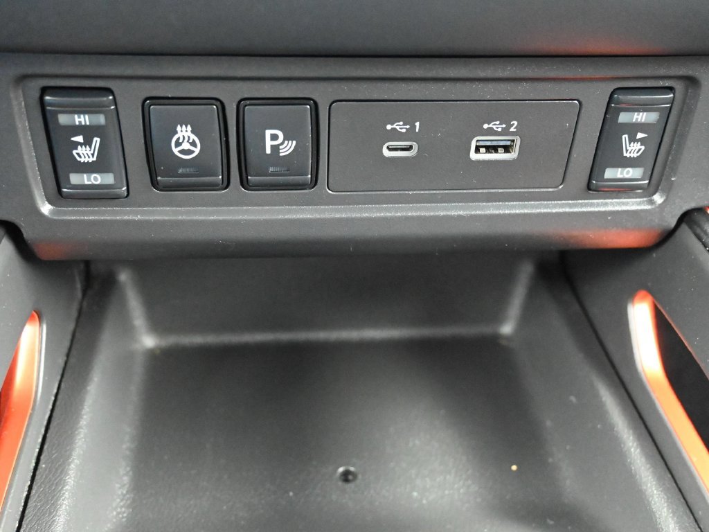 Used 2022 Nissan Frontier PRO-4X AWD/4WD image 11