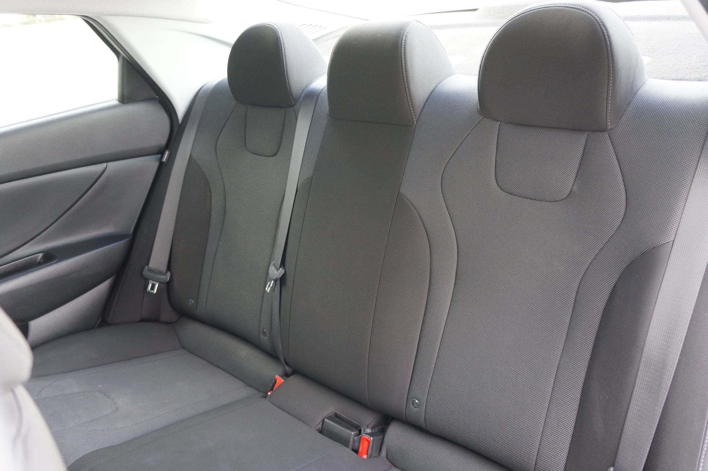 Used 2024 Hyundai Elantra SE image 31