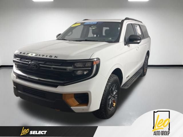 Used 2025 Ford Expedition Tremor AWD/4WD image 1