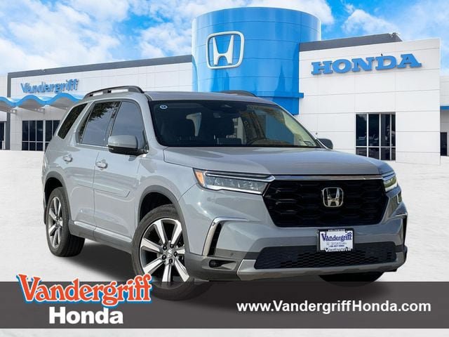 Used 2025 Honda Pilot Touring