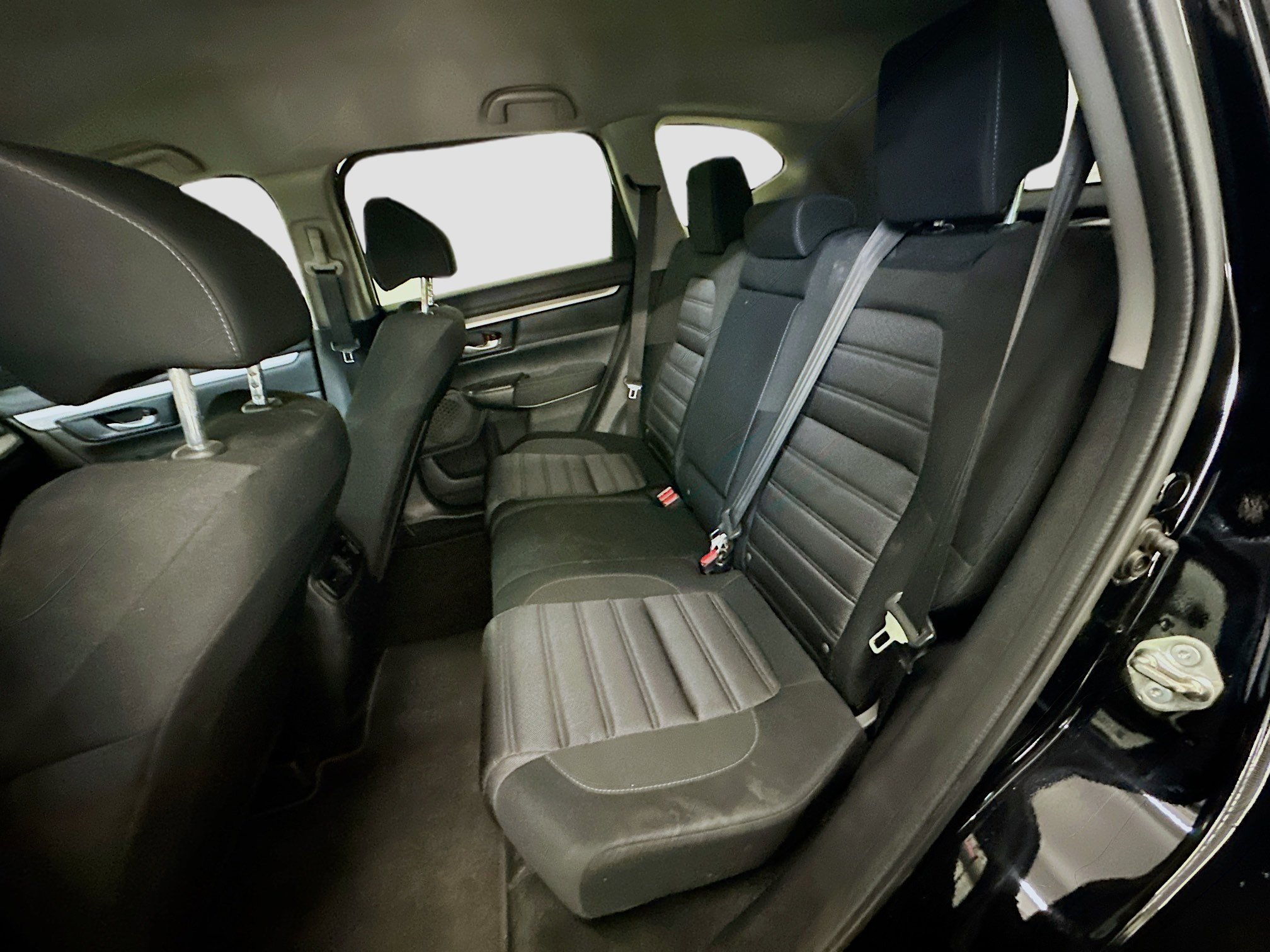 Used 2018 Honda CR-V LX image 28