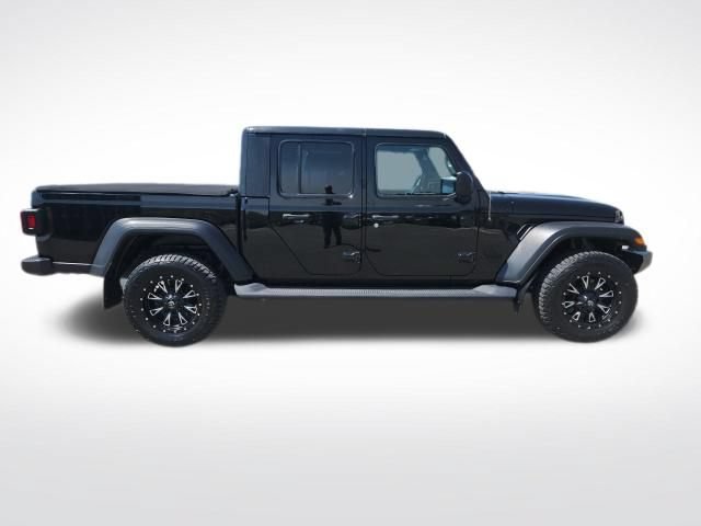 Used 2020 Jeep Gladiator Sport w/ Technology Group AWD/4WD image 18