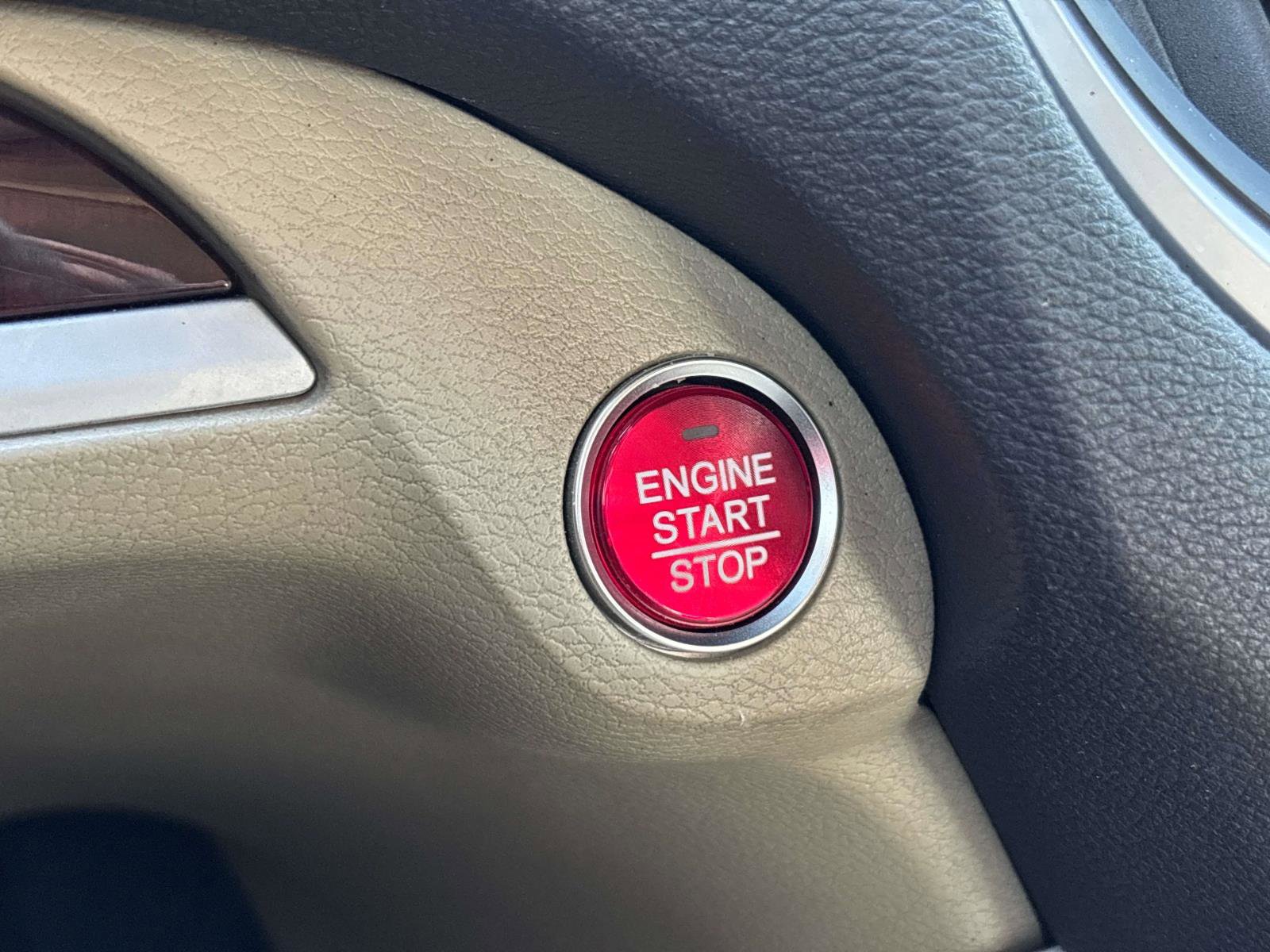 Used 2017 Acura TLX V6 w/ Technology Package FWD image 27