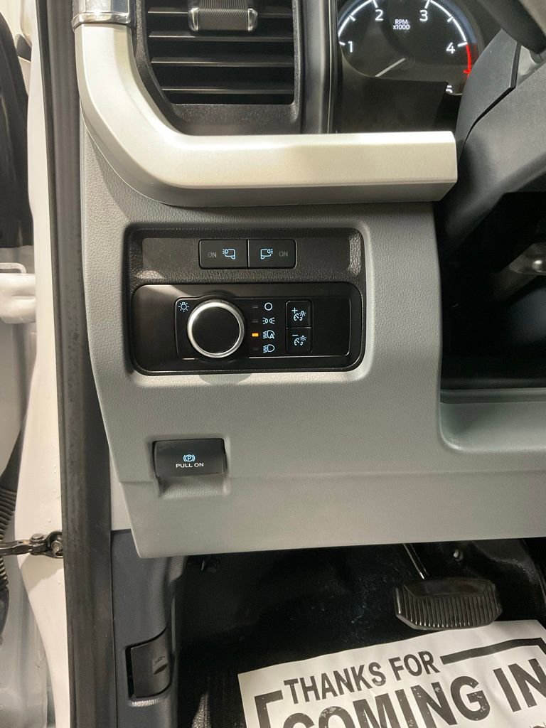 Used 2023 Ford F350 XLT image 8