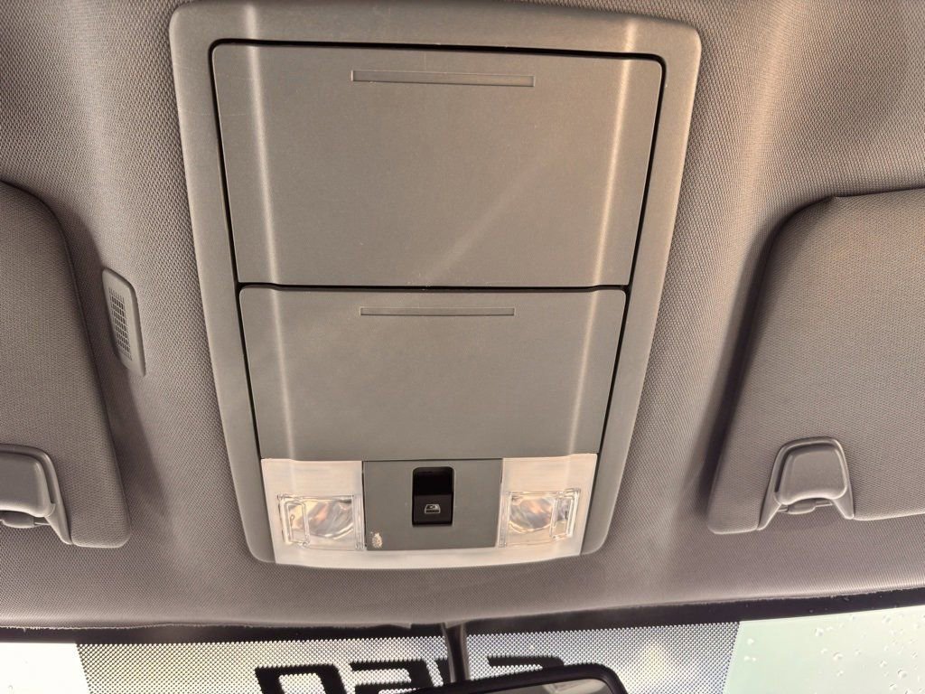 Used 2012 Ford F150 XLT w/ XLT Chrome Pkg image 31