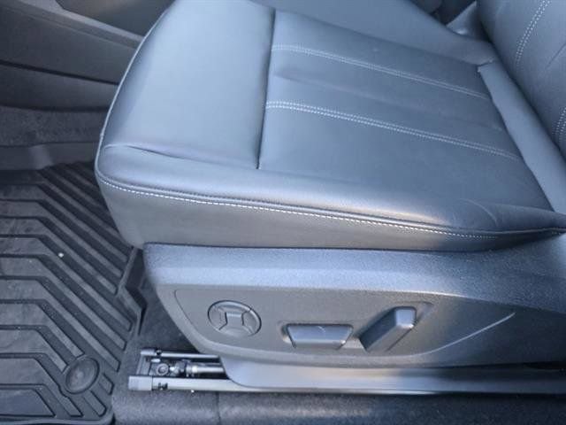 New 2025 Audi Q6 e-tron Premium Plus image 19