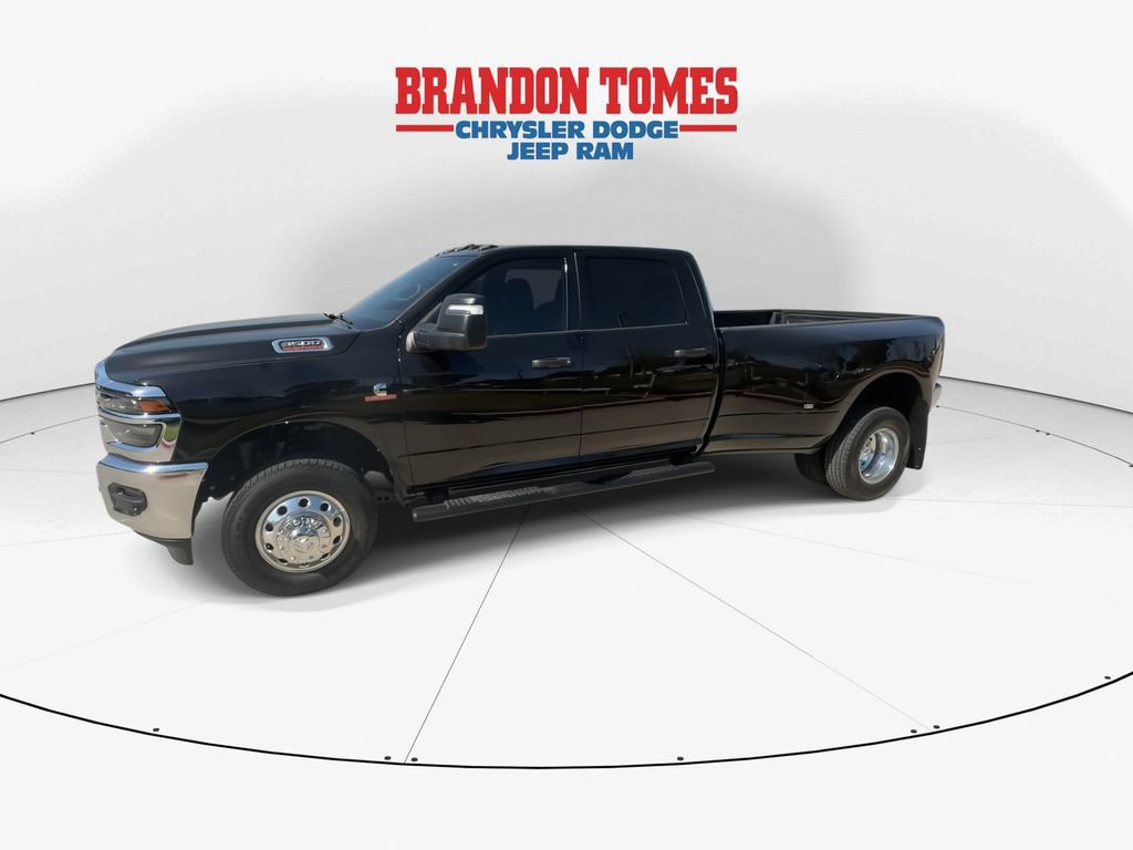 Certified 2026 RAM 3500 Tradesman AWD/4WD image 5