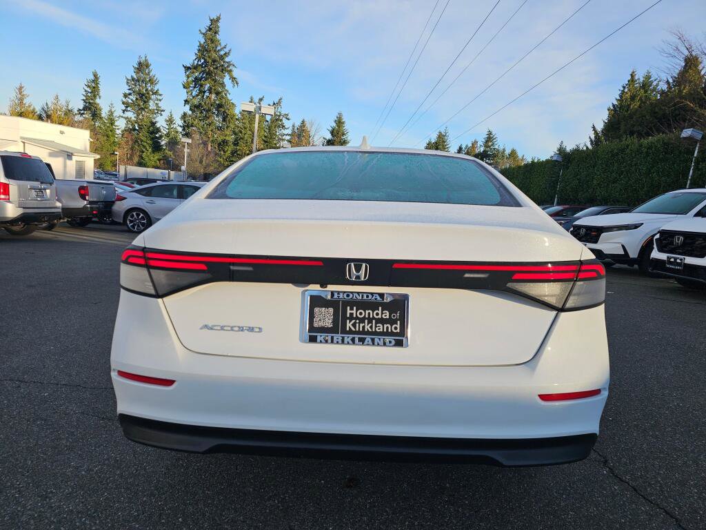 Used 2023 Honda Accord EX image 6
