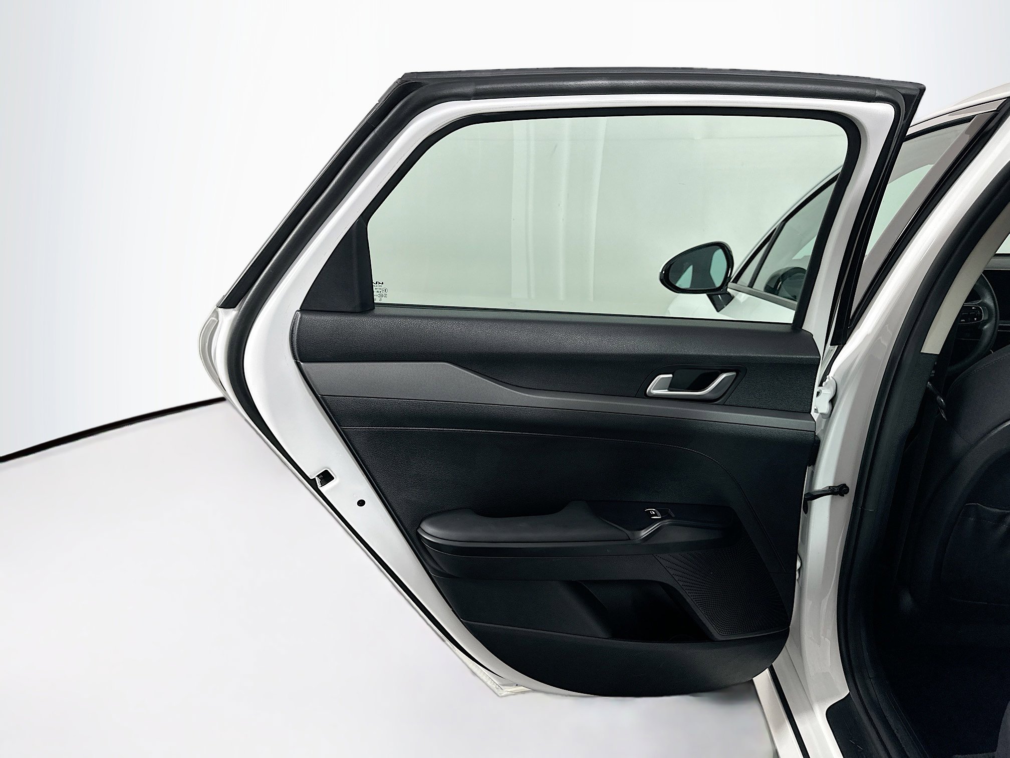 Used 2025 Kia K5 LXS image 26