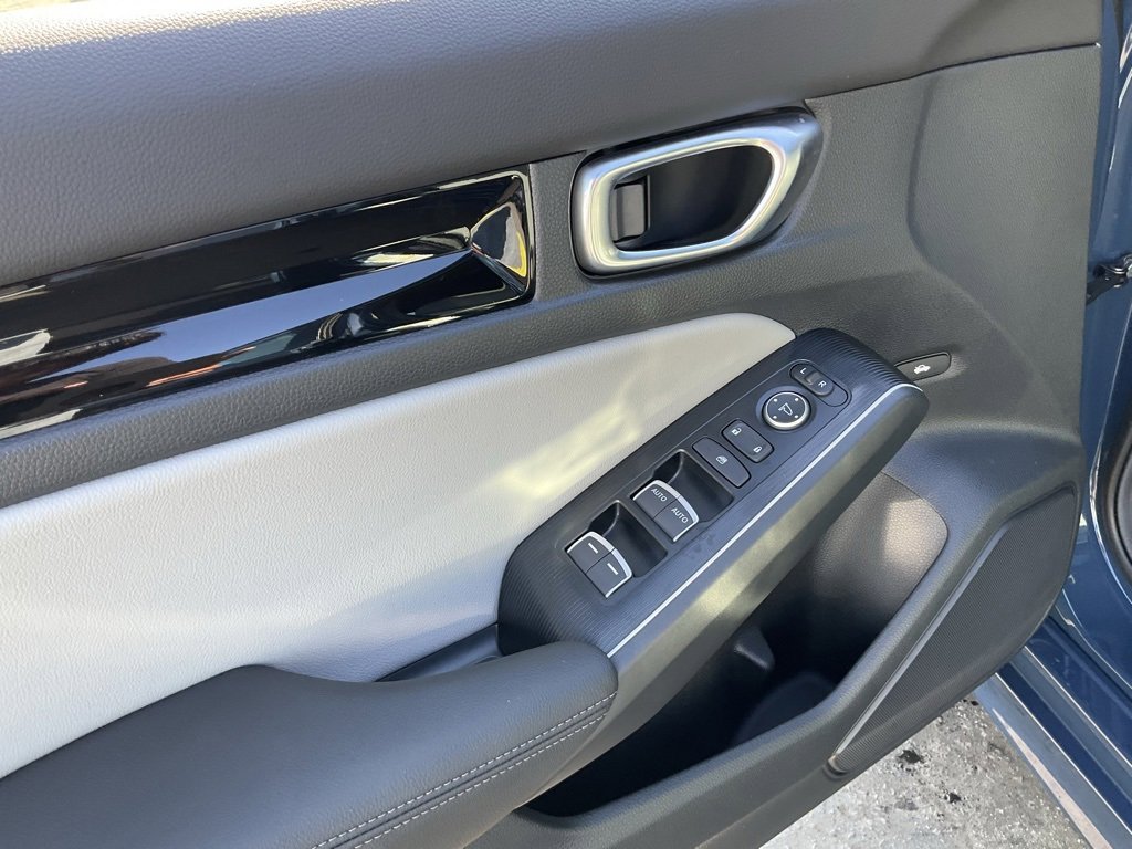 Used 2026 Honda Civic Sport Touring image 23