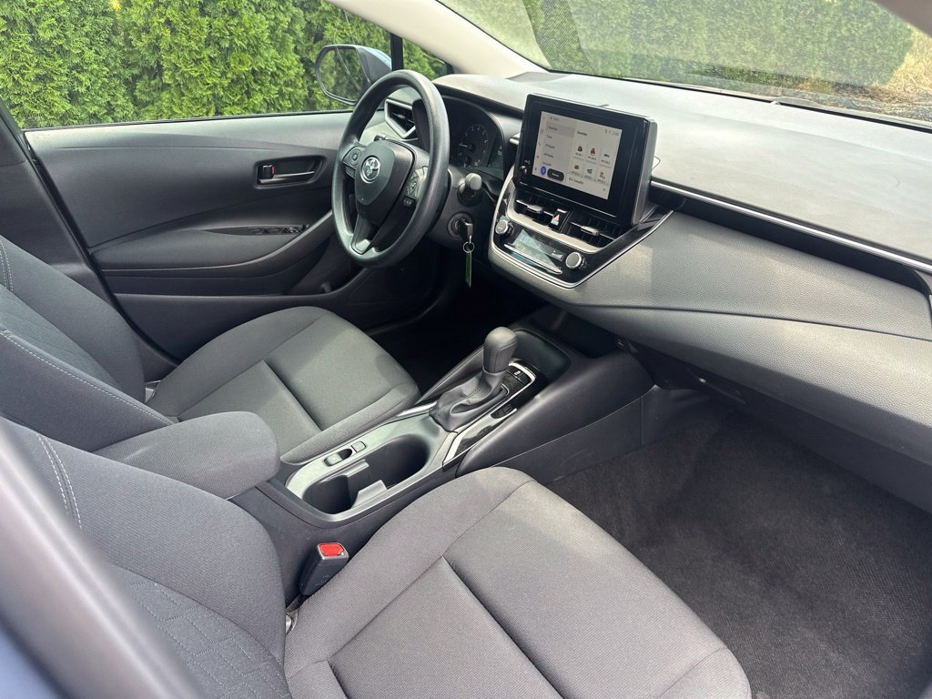 Certified 2025 Toyota Corolla LE FWD image 29