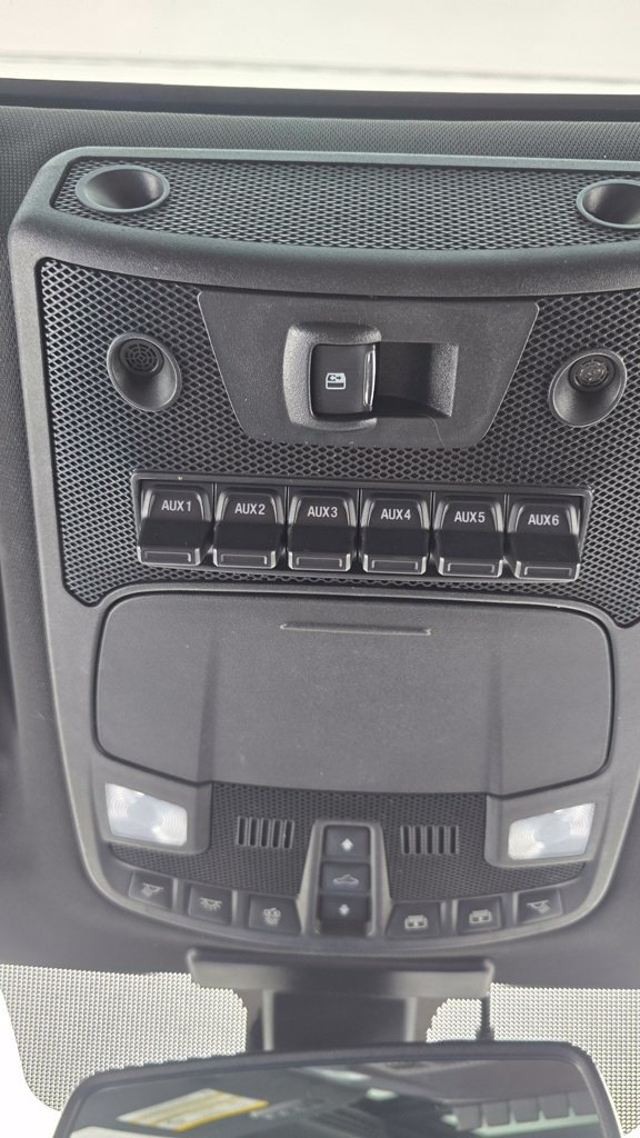 Used 2018 Ford F350 Platinum w/ Platinum Ultimate Package AWD/4WD image 29