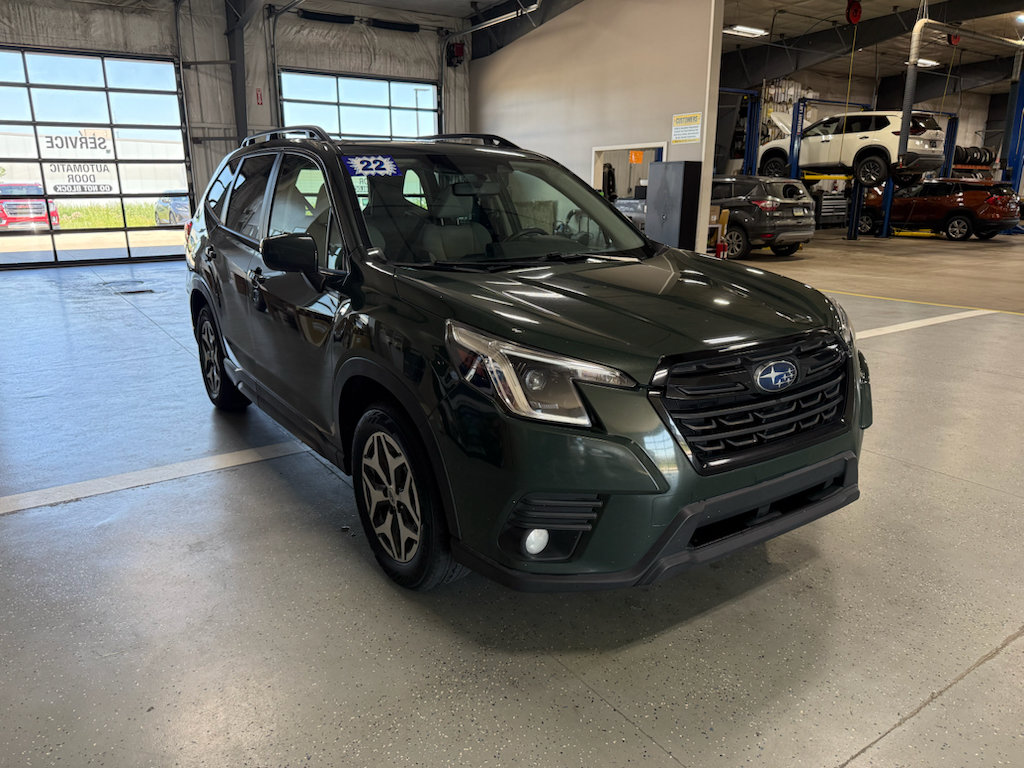 Used 2022 Subaru Forester Premium AWD/4WD image 4