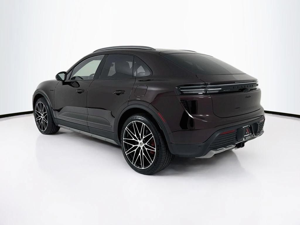 Certified 2025 Porsche Macan Turbo Electric AWD/4WD image 3
