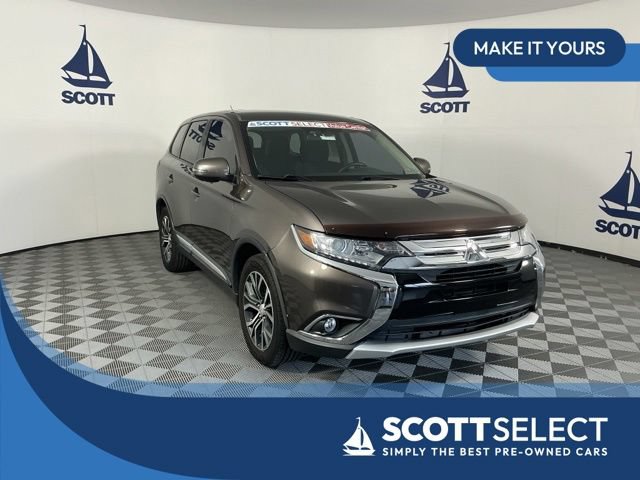 Used 2016 Mitsubishi Outlander SE FWD image 1