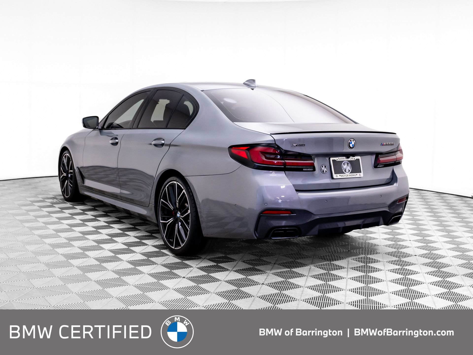 Certified 2023 BMW M550i xDrive w/ Executive Package AWD/4WD image 3