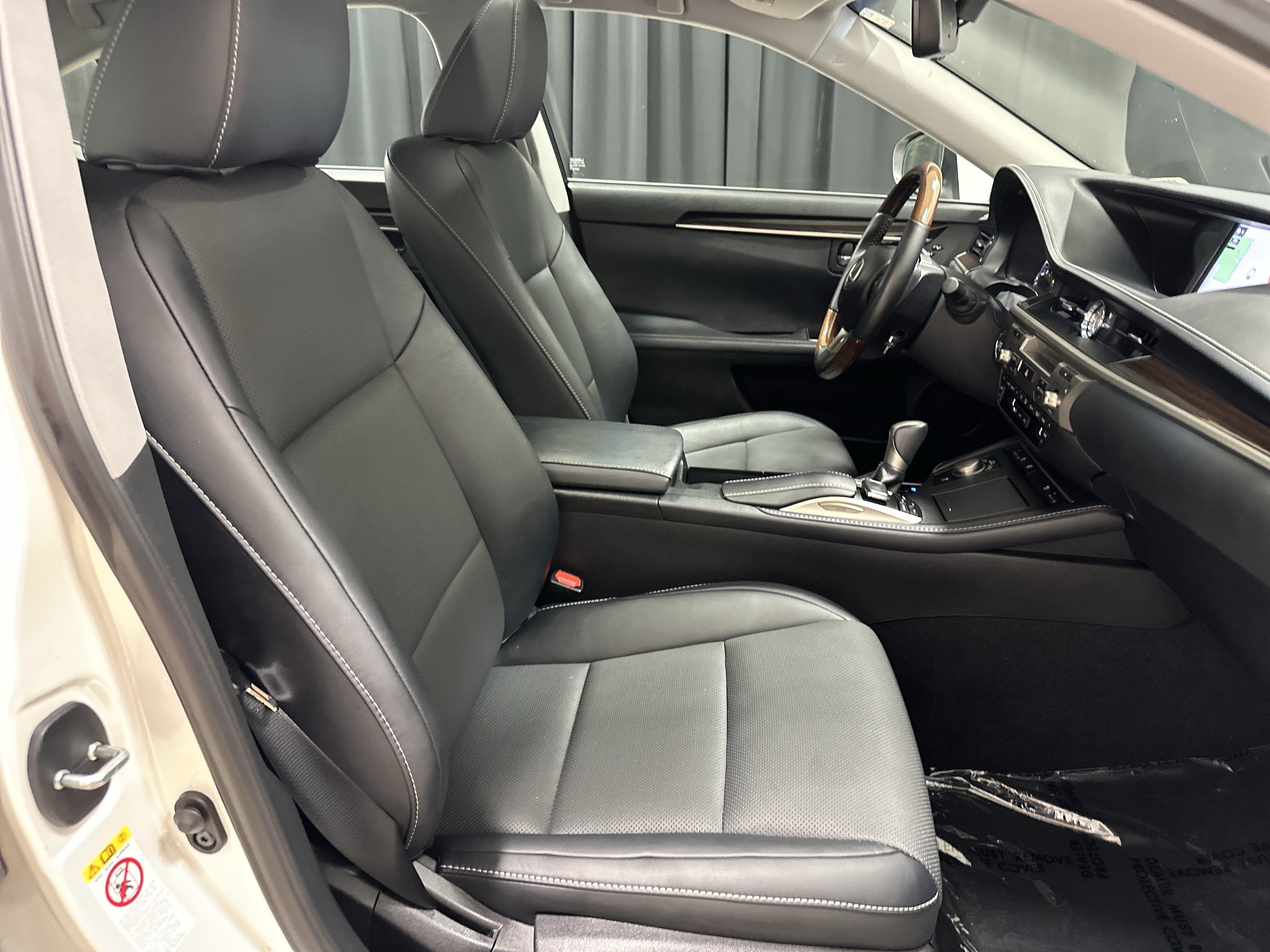 Used 2018 Lexus ES 350 w/ Navigation System Package FWD image 33