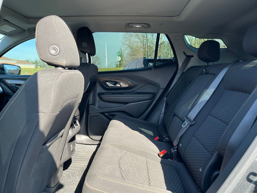 Used 2021 GMC Terrain SLE w/ Driver Convenience Package image 19