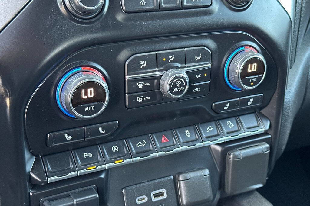 Used 2019 Chevrolet Silverado 1500 LT Trail Boss image 19