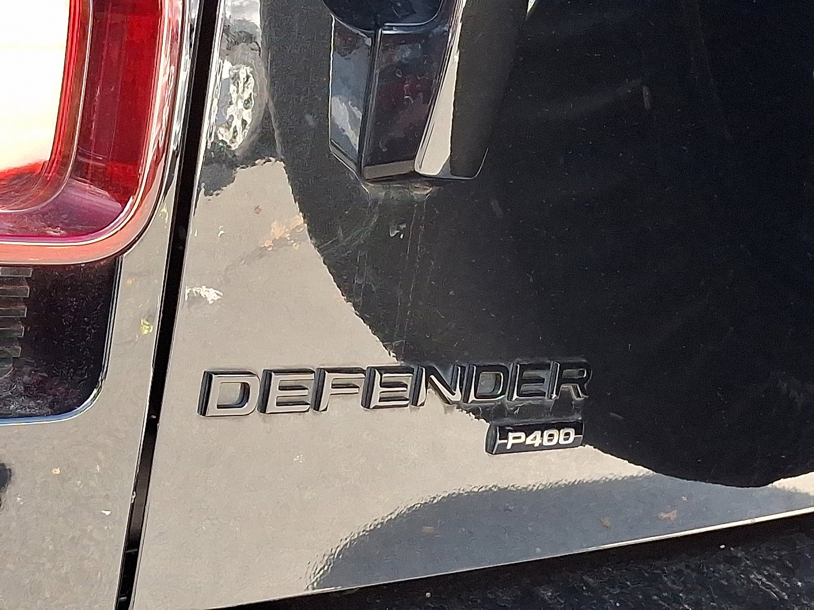 Used 2023 Land Rover Defender 130 X-Dynamic SE image 29