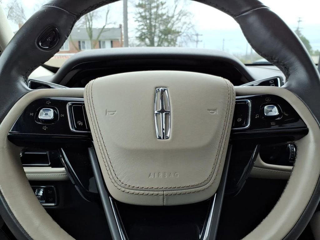 Certified 2020 Lincoln Aviator Reserve w/ Equipment Group 202A image 27