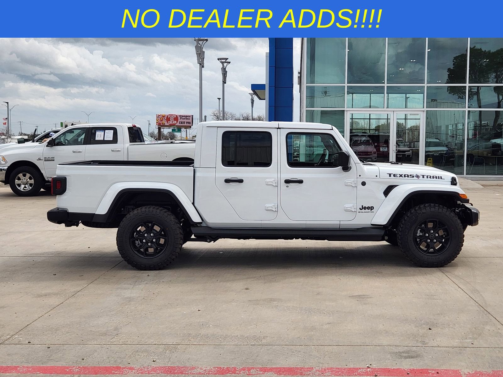 New 2026 Jeep Gladiator Sport image 7