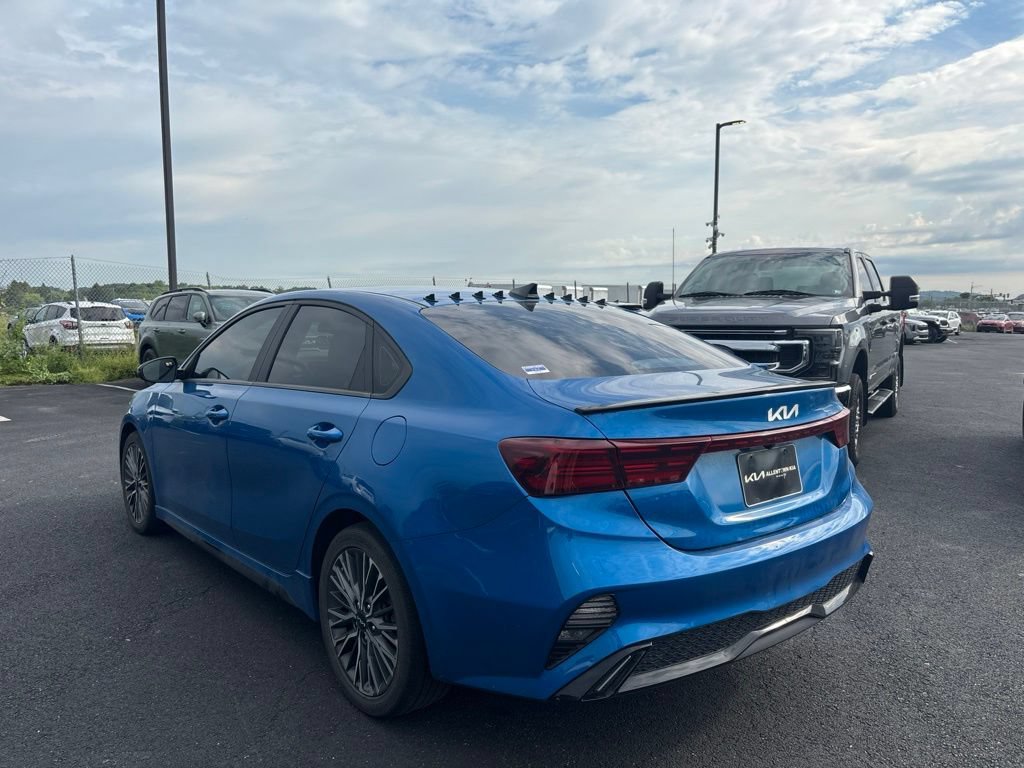 Used 2022 Kia Forte GT-Line w/ GT-Line Premium Package FWD image 5