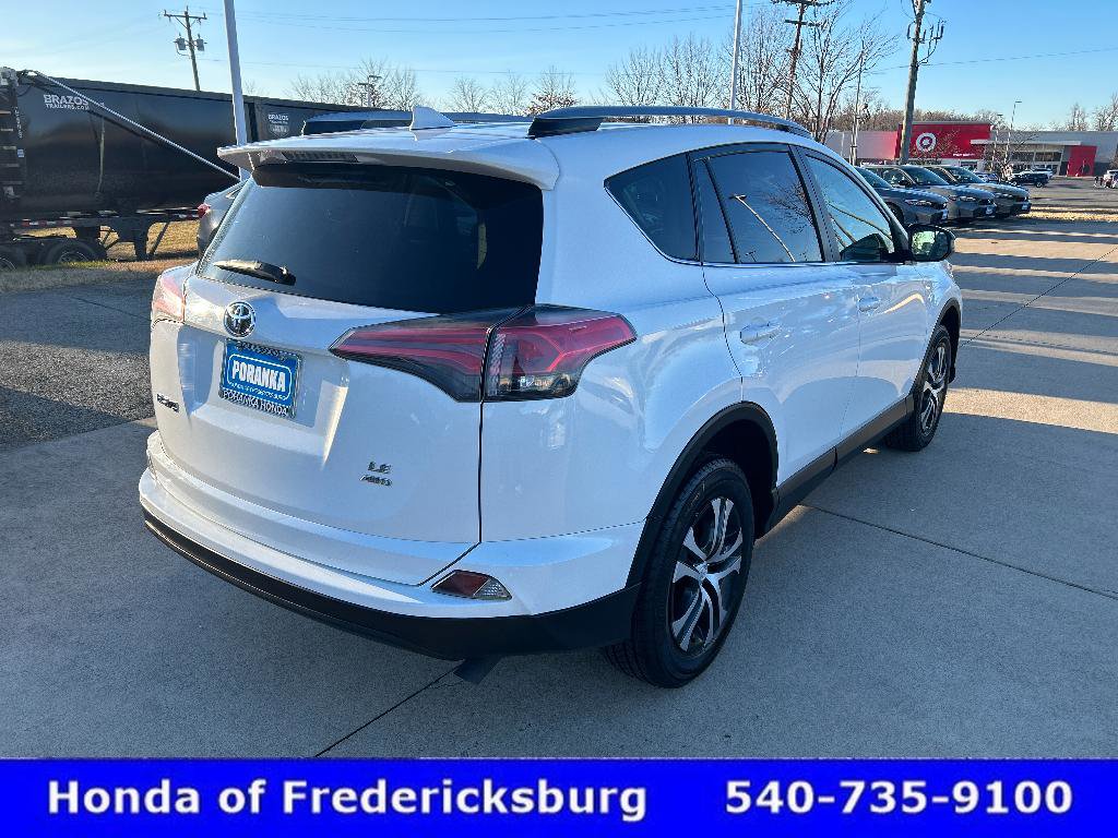 Used 2017 Toyota RAV4 LE image 6