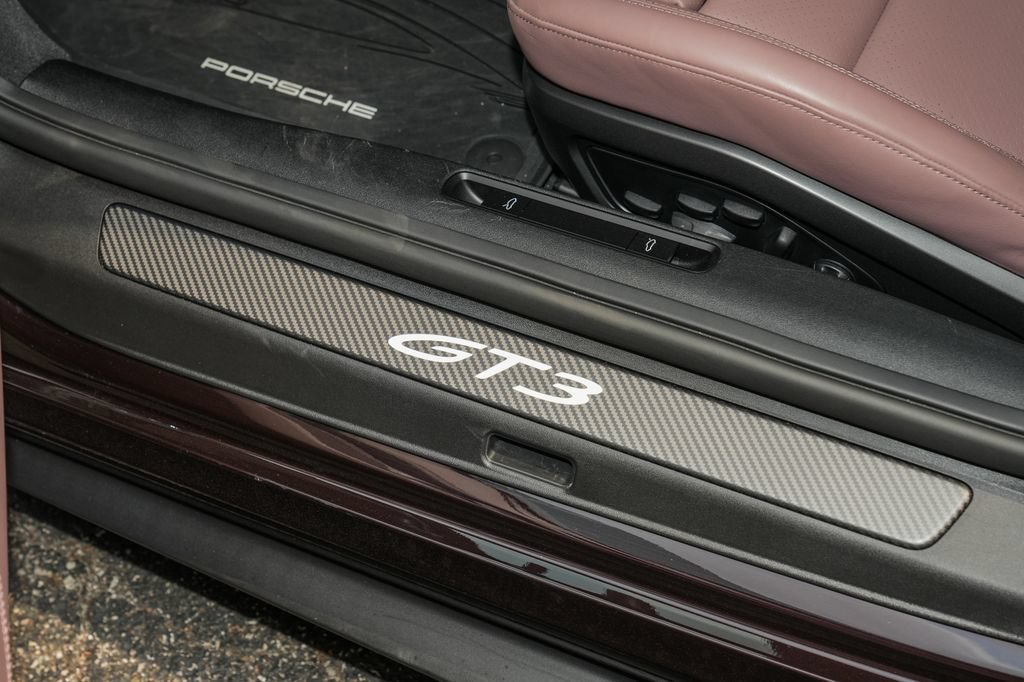 Certified 2026 Porsche 911 GT3 RWD image 7